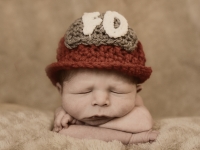 kolton-avant-newborn-may-2014-00117